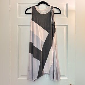 Isobella & Chloe Handkerchief Hem Colorblock Dress, size 16